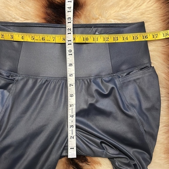 Livi Active Gray Leggings‎ - Picture 6 of 7